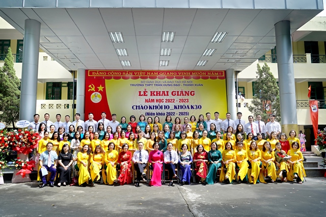 CH�O MỪNG LỄ KHAI GIẢNG NĂM HỌC MỚI 2022 - 2023 CỦA TRƯỜNG THPT TRẦN HƯNG ĐẠO - THANH XU�N